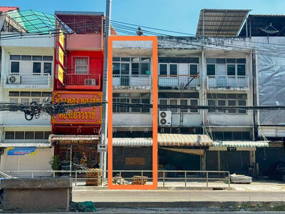 ขาย - ขาย ตึกแถว 3 ชั้น ติดบีทีเอส สนามบินน้ำ, นนทบุรี