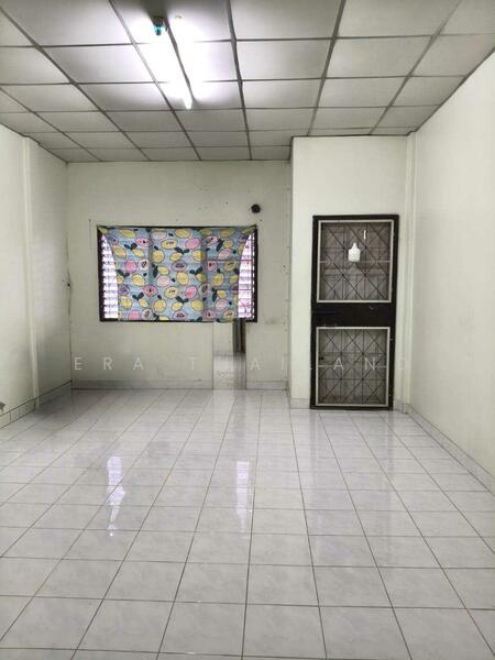 ขาย - ขายทาวน์เฮ้าส์ในเมืองพิษณุโลก 80 ตร.ม. ถ.ประชาอุทิศ วัดจ้นทร์ตะวันตก, พิษณุโลก