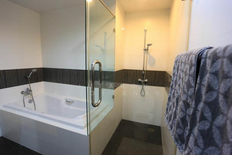 ขาย - Urbana Sathorn : เออร์บาน่า สาทร, กรุงเทพ