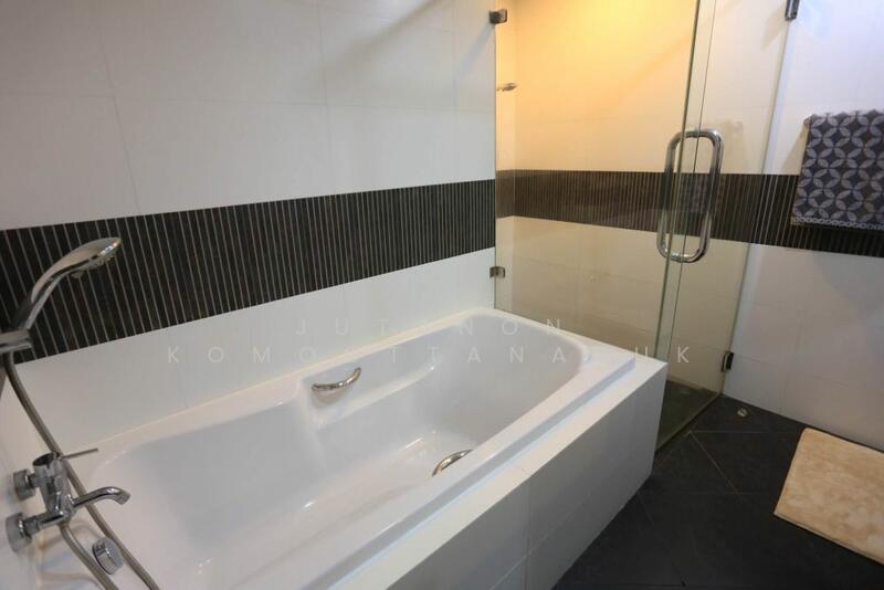 ขาย - Urbana Sathorn : เออร์บาน่า สาทร, กรุงเทพ