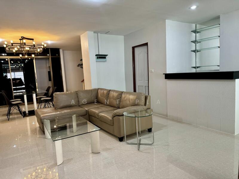 ให้เช่า - Townhouse for rent at Sukhumvit 93 (SPSAD3727), กรุงเทพ