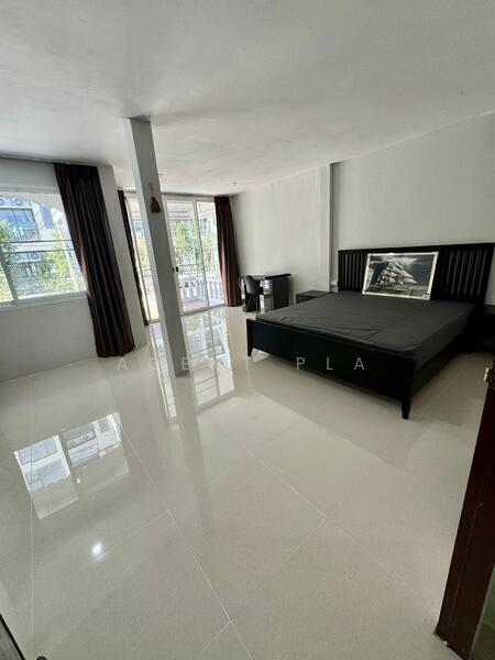 ให้เช่า - Townhouse for rent at Sukhumvit 93 (SPSAD3727), กรุงเทพ