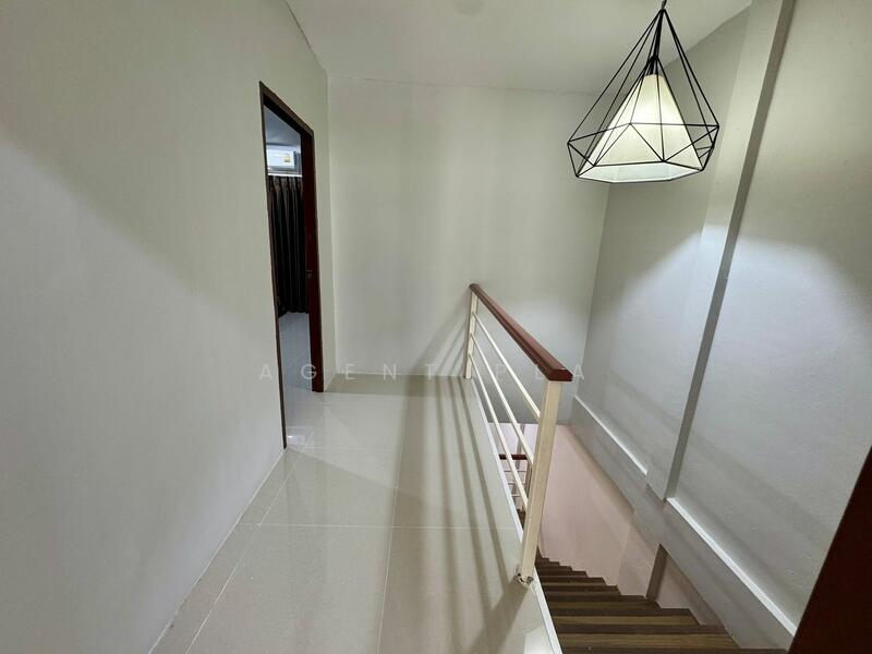 ให้เช่า - Townhouse for rent at Sukhumvit 93 (SPSAD3727), กรุงเทพ