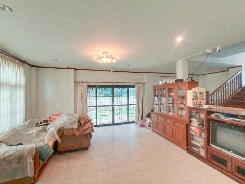 ขาย - บ้านสวยหลังใหญ่ โซนสันป่าตอง, เชียงใหม่