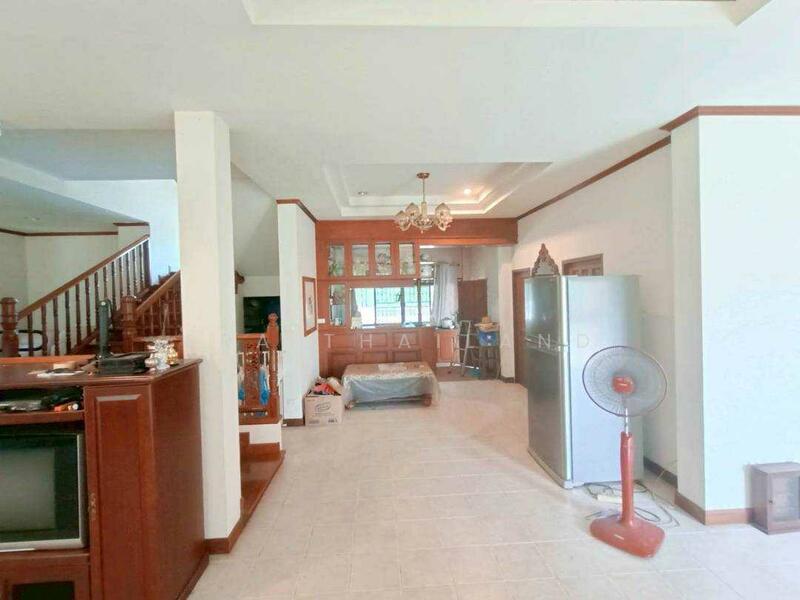 ขาย - บ้านสวยหลังใหญ่ โซนสันป่าตอง, เชียงใหม่