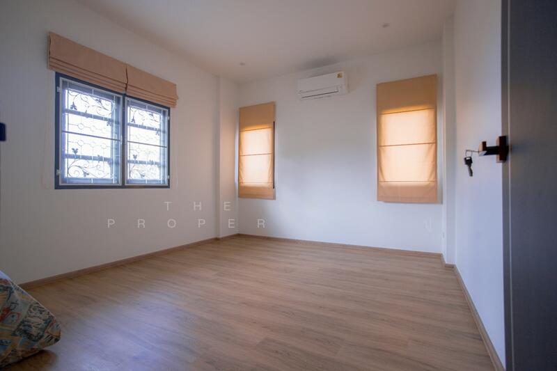 For Sale - หมู่บ้านธนาภิรมย์ โลตัส-ศรีนครินทร์ (Tanapirom Lotus-Srinakarin), Samut Prakan