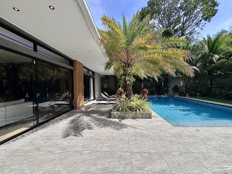 For Rent - Stylish 3-BR Villa Kokyang Rawai, Phuket