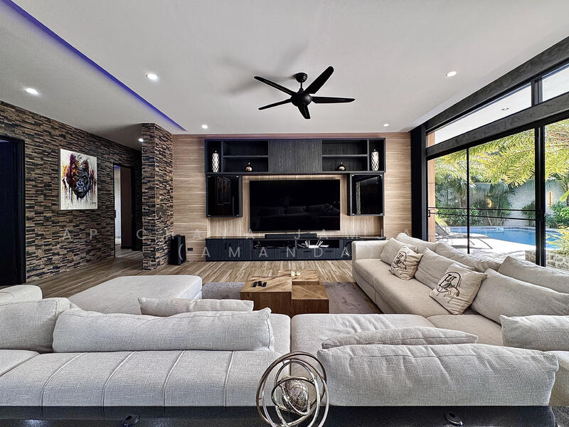 For Rent - Stylish 3-BR Villa Kokyang Rawai, Phuket