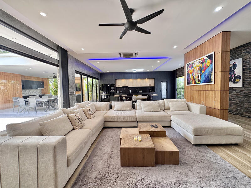 For Rent - Stylish 3-BR Villa Kokyang Rawai, Phuket