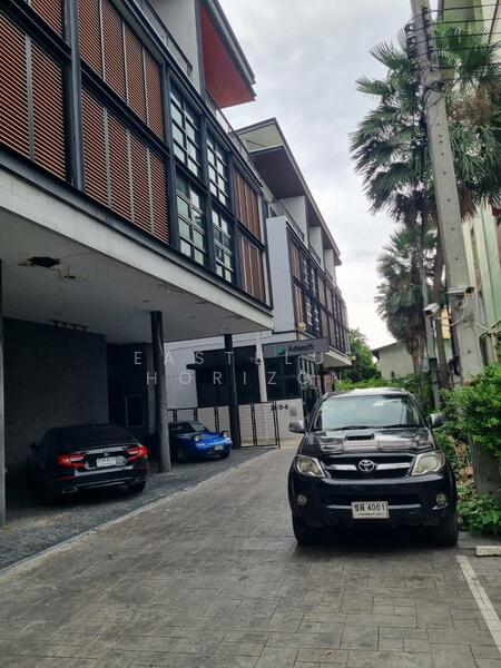 ให้เช่า - Townhouse Area Latphrao, กรุงเทพ
