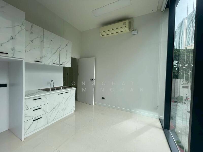 For Rent - อาคารพาณิชย์ให้เช่า คลองเตย คลองตัน, Bangkok