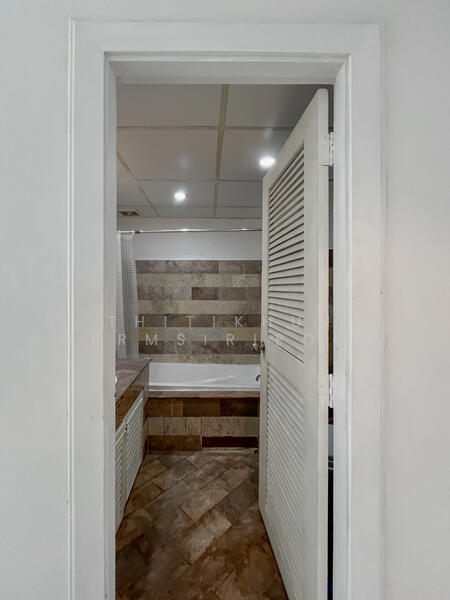 ขาย - Sukhumvit Suite : สุขุมวิท สวีท, กรุงเทพ