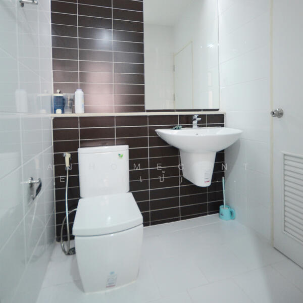 ขาย - Sixnature Watcharapol : ซิกเนเจอร์ วัชรพล, กรุงเทพ