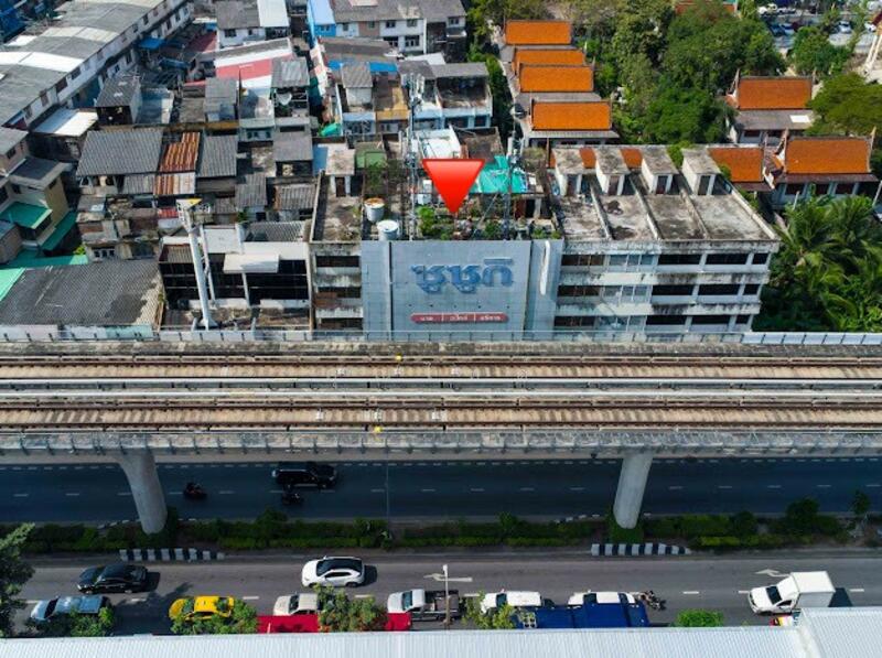 ขาย - เหมาะทำออฟฟิศ คลังสินค้า และมีชั้นใต้ดิน ขายตึกแถว 4.5 ชั้น4 คูหา 70 ตรว. ติดถนน จรัญสนิทวงศ์, กรุงเทพ