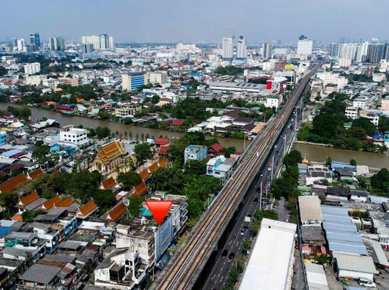 ขาย - เหมาะทำออฟฟิศ คลังสินค้า และมีชั้นใต้ดิน ขายตึกแถว 4.5 ชั้น4 คูหา 70 ตรว. ติดถนน จรัญสนิทวงศ์, กรุงเทพ