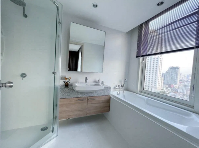 For Rent - Manhattan Chidlom, Bangkok