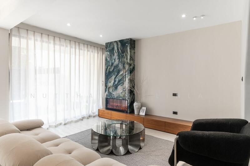 ขาย - ทาวน์เฮ้าส์ 3-ห้องนอน, กรุงเทพ