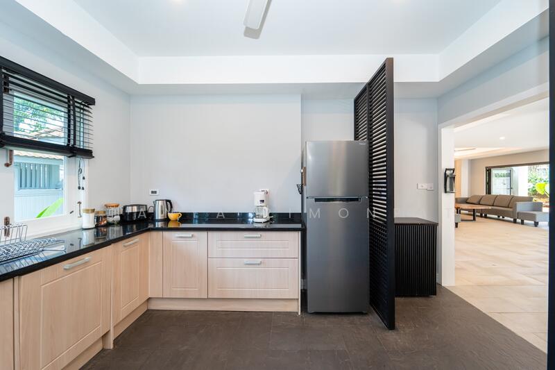 ขาย - วิลล่าสระว่ายน้ำ 4 ห้องนอนพร้อมสวนขนาดใหญ่ในปลายแหลม, สุราษฎร์ธานี