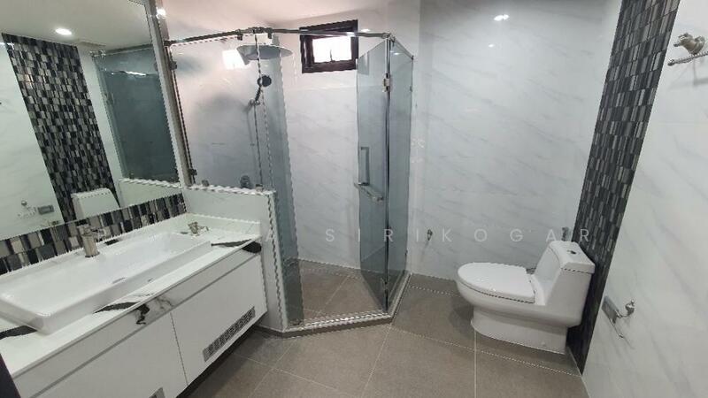 For Rent - 5-BR House, Bangkok