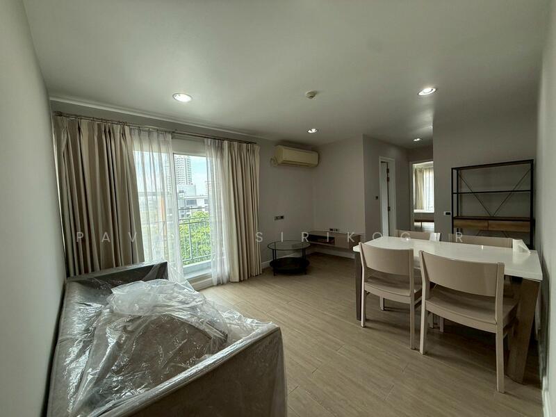 ให้เช่า - The Crest Sukhumvit 49 : เดอะ เครสท์ สุขุมวิท 49, กรุงเทพ