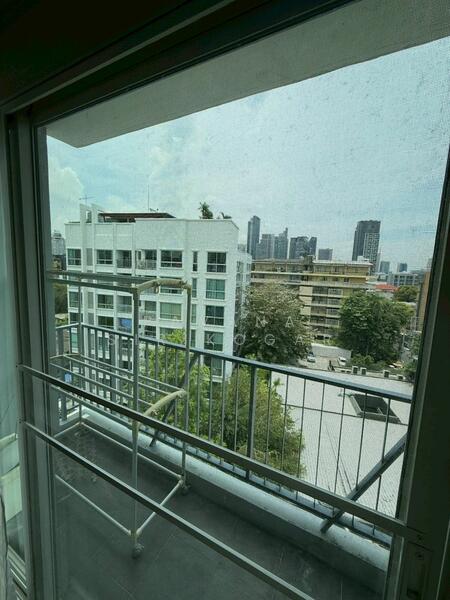 ให้เช่า - The Crest Sukhumvit 49 : เดอะ เครสท์ สุขุมวิท 49, กรุงเทพ