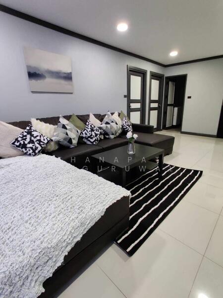 ขาย - Supalai Place Sukhumvit 39 : ศุภาลัย เพลส สุขุมวิท 39, กรุงเทพ