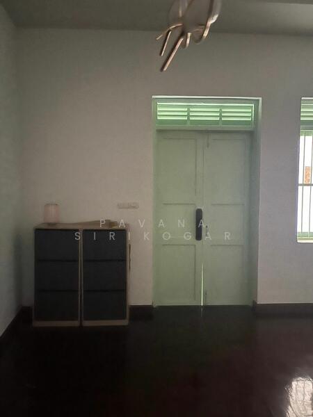 ให้เช่า - บ้าน 3-ห้องนอน, กรุงเทพ