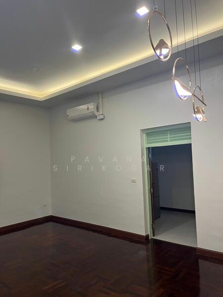 For Rent - 3-BR House, Bangkok