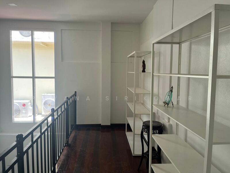 ให้เช่า - บ้าน 3-ห้องนอน, กรุงเทพ