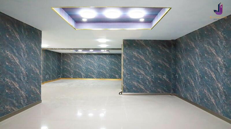 ให้เช่า - บ้านเดี่ยวใจกลางเอกมัย, กรุงเทพ