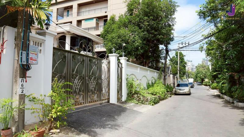 ให้เช่า - บ้านเดี่ยวใจกลางเอกมัย, กรุงเทพ