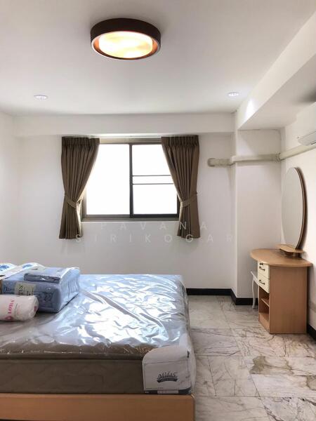 ให้เช่า - Royal Castle Sukhumvit : รอยัล คาสเซอร์ สุขุมวิท, กรุงเทพ