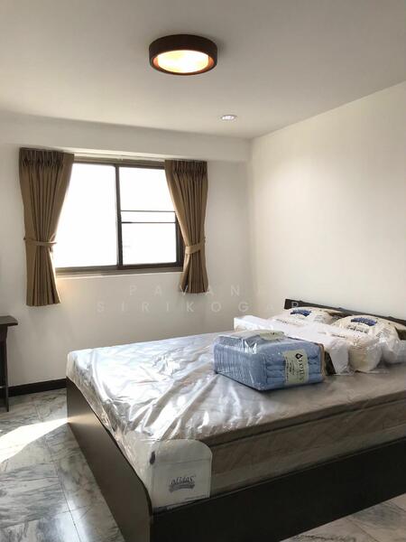 ให้เช่า - Royal Castle Sukhumvit : รอยัล คาสเซอร์ สุขุมวิท, กรุงเทพ