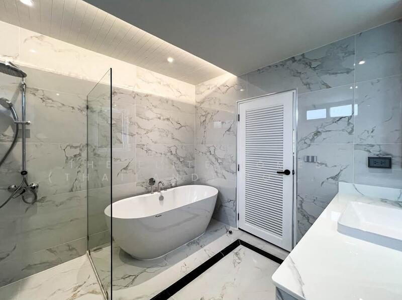 ให้เช่า - Townhouse In Ekkamai 12, กรุงเทพ