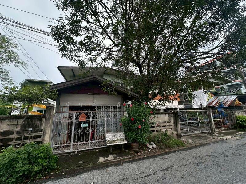 ขาย - ขายที่ดินพร้อมบ้าน2หลัง 92 ตร.ว. ซ.กาญจนาภิเษก11/1 ใกล้เซ็นทรัล แฟชั่นไอส์แลนด์, กรุงเทพ