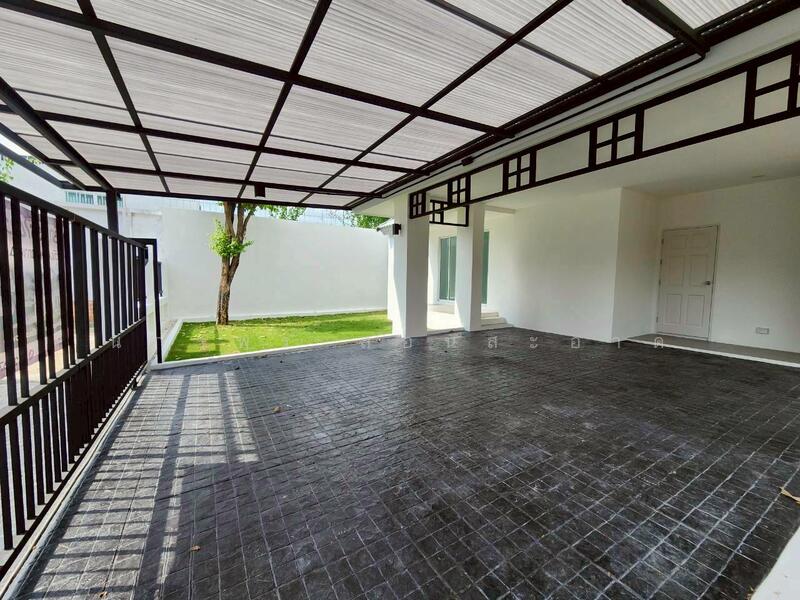 For Sale - Pharinyada, Bangkok