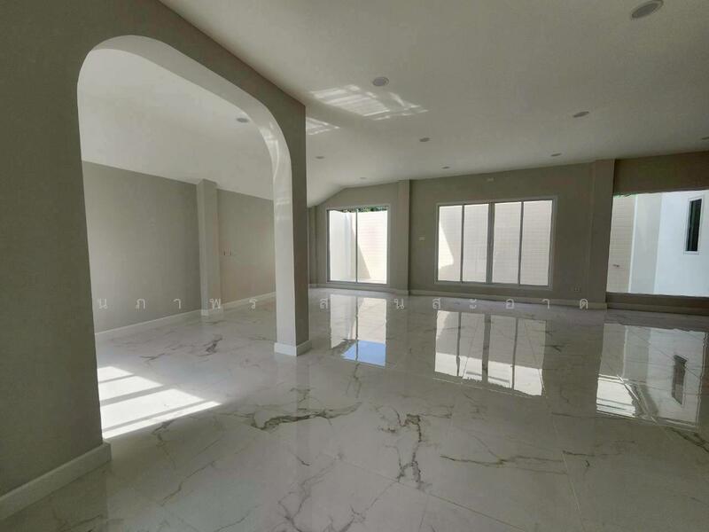 For Sale - Pharinyada, Bangkok