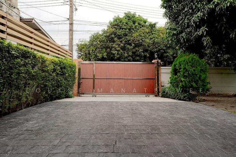 For Rent - New Renovate house Punnawithi Sukhumvit 101, Bangkok