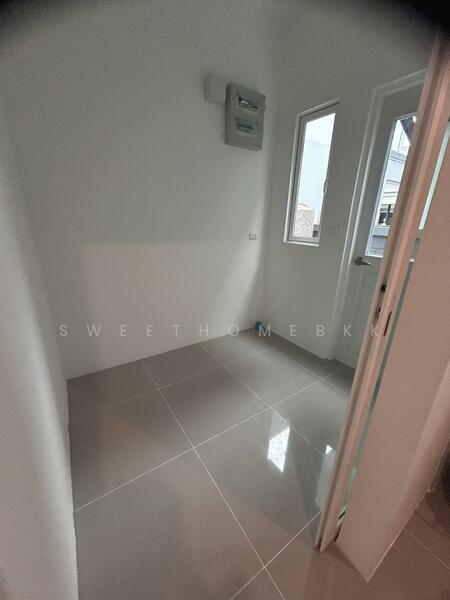 ให้เช่า - Grandio Petchkasem 81 : แกรนดิโอ เพชรเกษม 81, กรุงเทพ