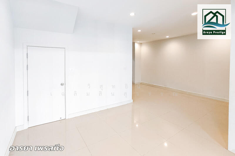 ขาย - V Compound Bangna-Srinakarin : วี คอมพาวด์ บางวี คอมพาวด์ บางนา-ศรีนครินทร์, สมุทรปราการ