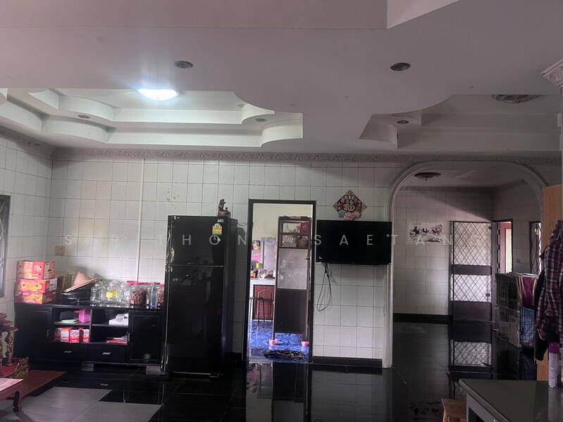 ขาย - ขายบ้านพร้อมที่ดิน 407 ตารางวา ตำบลลำปางหลวง อำเภอเกาะคา จังหวัดลำปาง 5 นาที ถึงถนนใหญ่พหลโยธิน, ลำปาง