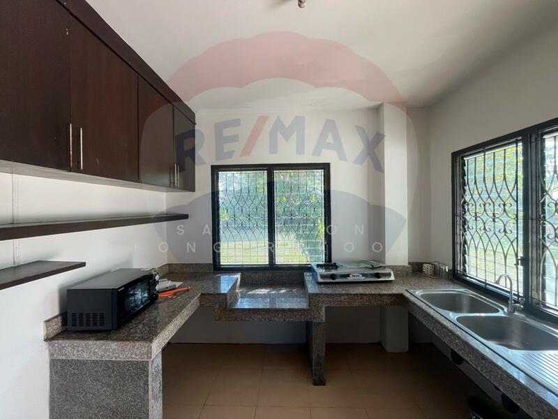 ขาย - ขาย / ให้เช่าบ้านเดี่ยวรีโนเวทใหม่ ใกล้มฟล./ศูนย์การแพทย์แม่ฟ้าหลวง, เชียงราย