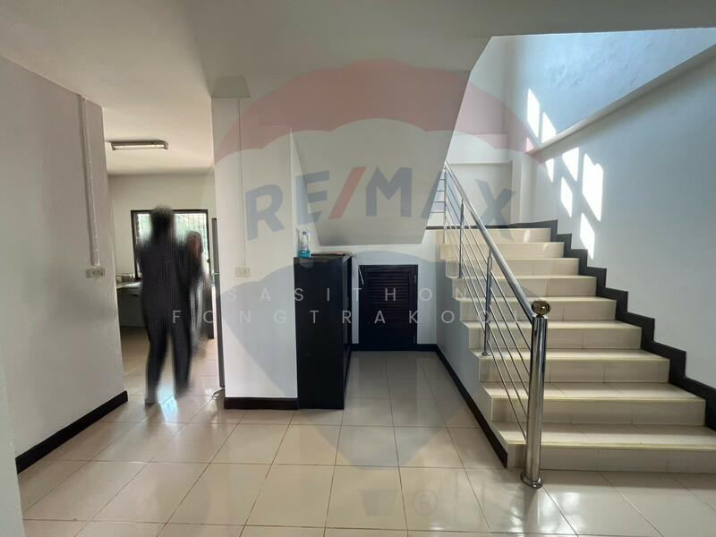 ขาย - ขาย / ให้เช่าบ้านเดี่ยวรีโนเวทใหม่ ใกล้มฟล./ศูนย์การแพทย์แม่ฟ้าหลวง, เชียงราย