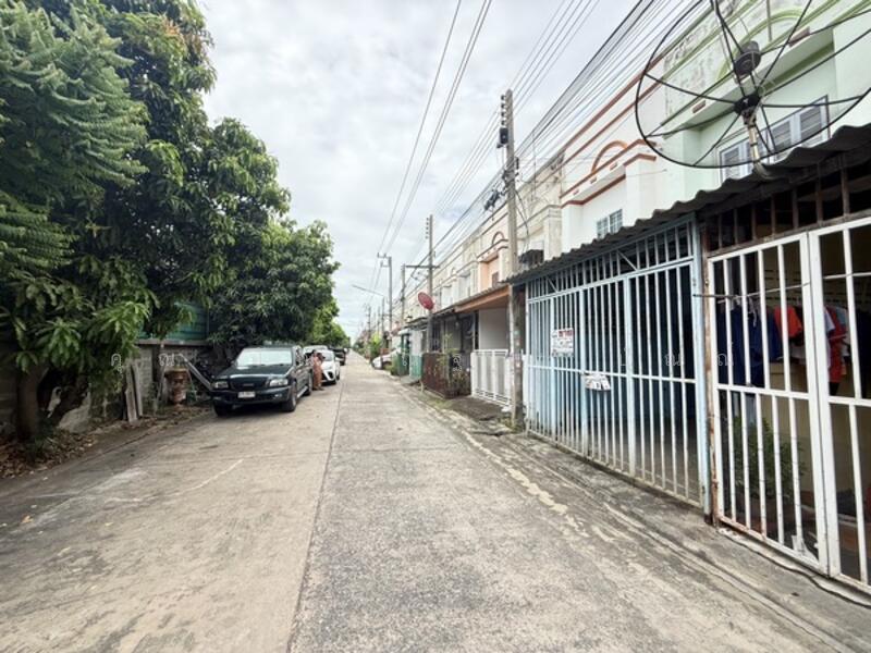 ขาย - ทาวน์เฮ้าส์ ศรีประจักษ์ คลอง 2 ซอยรังสิต - นครนายก 47 : Townhouse Sri Prajak, Khlong 2, Rangsit - Nakhon Nayok 47, ปทุมธานี
