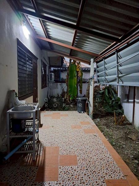 For Sale - ขายบ้านแฝด หมู่บ้านธนวรรณ 1 ชั้น 2 นอน 2 น้ำ 1 ครัว, Lampang