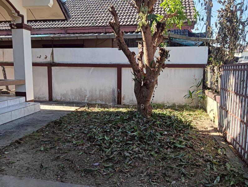 For Sale - ขายบ้านแฝด หมู่บ้านธนวรรณ 1 ชั้น 2 นอน 2 น้ำ 1 ครัว, Lampang