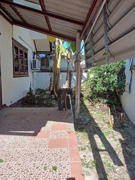 For Sale - ขายบ้านแฝด หมู่บ้านธนวรรณ 1 ชั้น 2 นอน 2 น้ำ 1 ครัว, Lampang