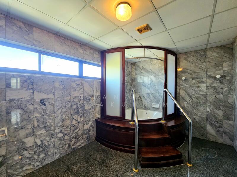 ขาย - Cha-Am Grand Condotel : ชะอำ แกรนด์ คอนโดเทล, เพชรบุรี