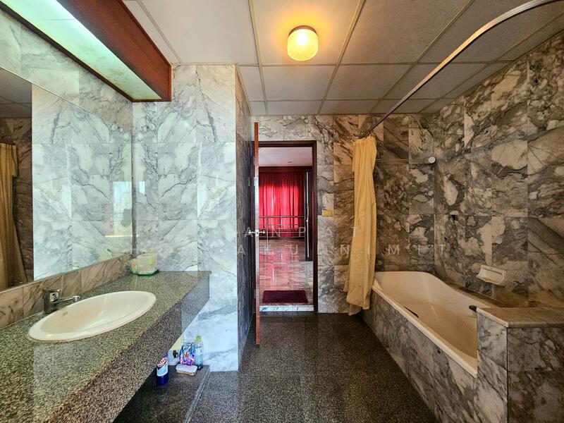 ขาย - Cha-Am Grand Condotel : ชะอำ แกรนด์ คอนโดเทล, เพชรบุรี