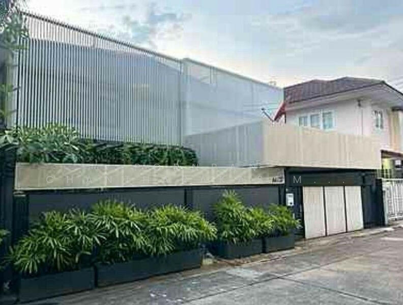 For Rent - 4-BR House, Bangkok